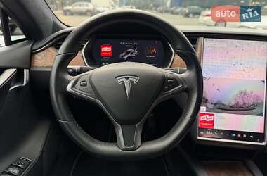 Лифтбек Tesla Model S 2020 в 