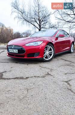 Ліфтбек Tesla Model S 2016 в 