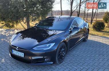 Лифтбек Tesla Model S 2016 в 