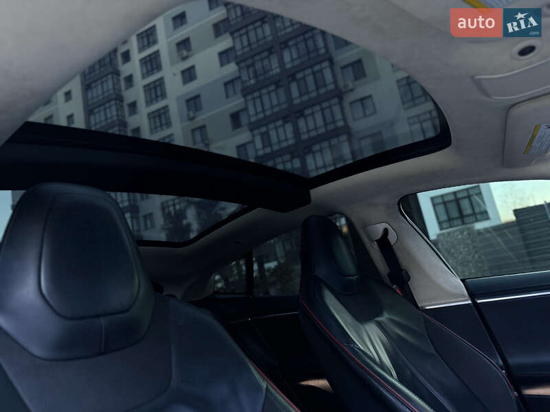 Лифтбек Tesla Model S 2013 в Ивано-Франковске фото 18 Лифтбек Tesla Model S 2013 в Ивано-Франковске