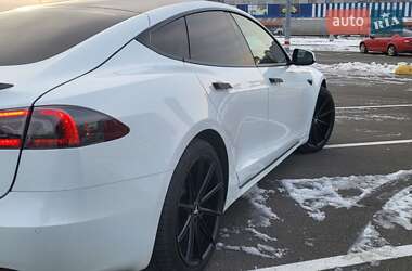 Лифтбек Tesla Model S 2018 в 