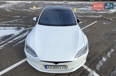Ліфтбек Tesla Model S 2018 в Києві