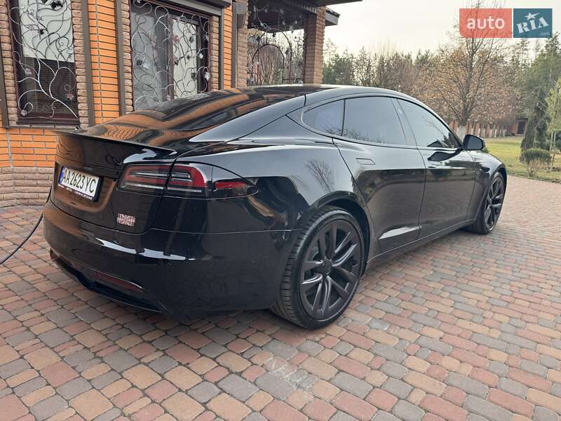 Лифтбек Tesla Model S 2021 в Киеве
