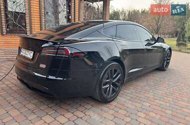 Лифтбек Tesla Model S 2021 в 