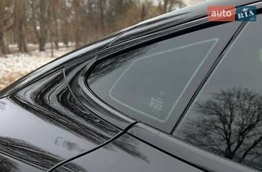 Лифтбек Tesla Model S 2017 в 