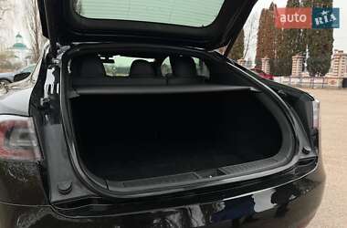 Лифтбек Tesla Model S 2017 в 