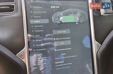 Ліфтбек Tesla Model S 2013 в 