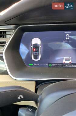 Лифтбек Tesla Model S 2016 в 