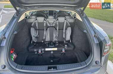 Ліфтбек Tesla Model S 2013 в 