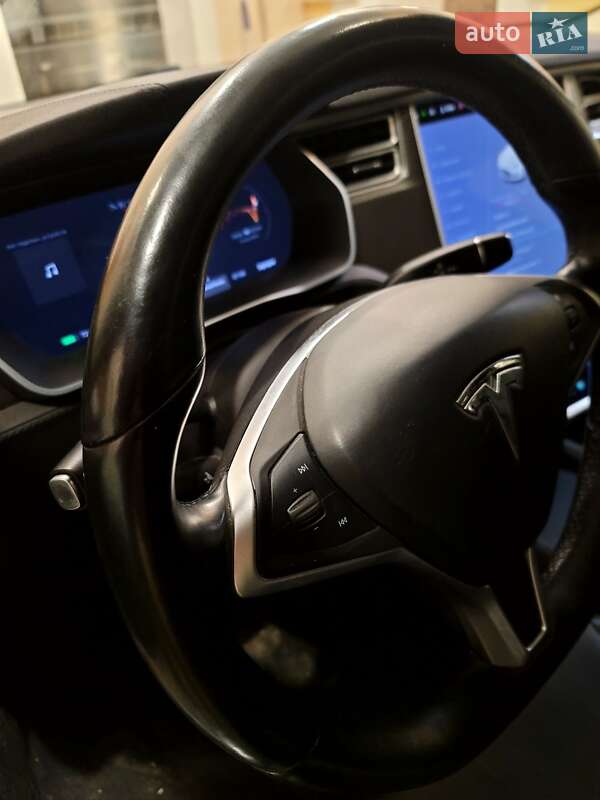 Лифтбек Tesla Model S 2015 в Бучаче фото 9 Лифтбек Tesla Model S 2015 в Бучаче