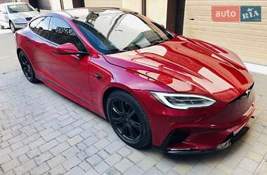 Лифтбек Tesla Model S 2021 в 
