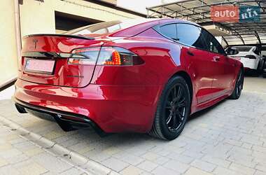 Лифтбек Tesla Model S 2021 в 
