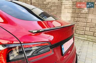 Лифтбек Tesla Model S 2021 в 