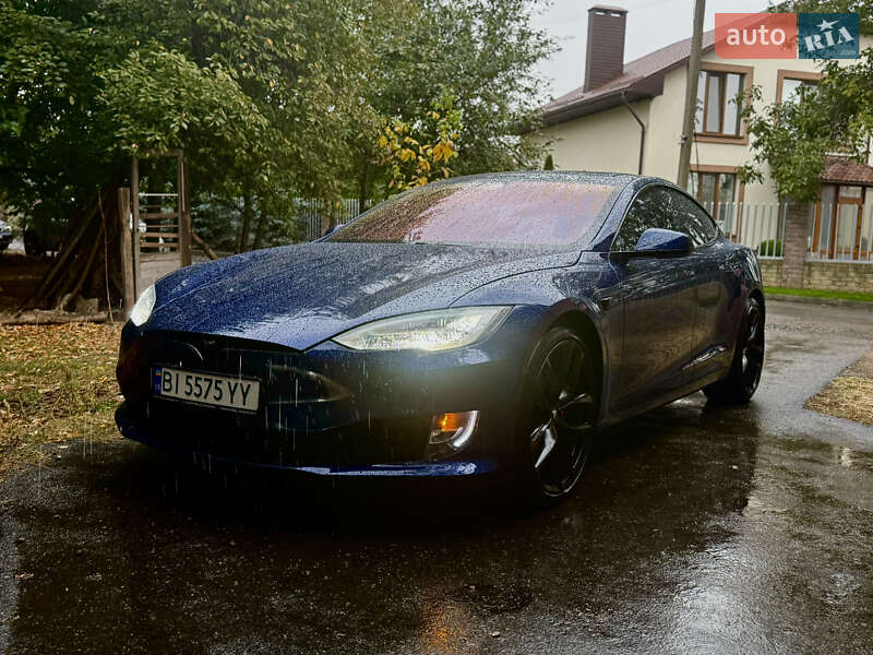Лифтбек Tesla Model S 2018 в Полтаве