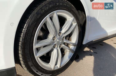 Лифтбек Tesla Model S 2016 в Житомире фото 6 Лифтбек Tesla Model S 2016 в Житомире