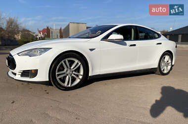 Лифтбек Tesla Model S 2016 в Житомире фото 48 Лифтбек Tesla Model S 2016 в Житомире