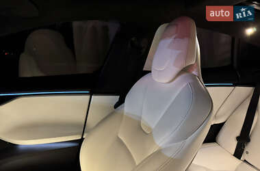 Лифтбек Tesla Model S 2018 в 