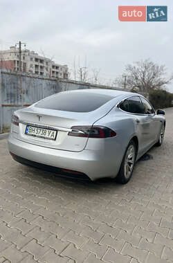 Лифтбек Tesla Model S 2016 в 