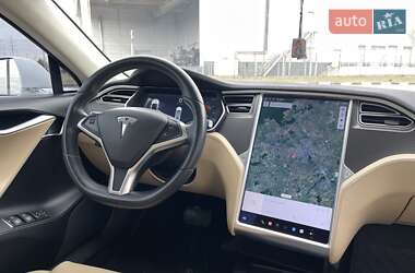 Лифтбек Tesla Model S 2017 в 