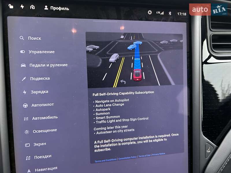 Седан Tesla Model S 2018 в Одесі