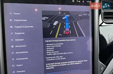 Седан Tesla Model S 2018 в 