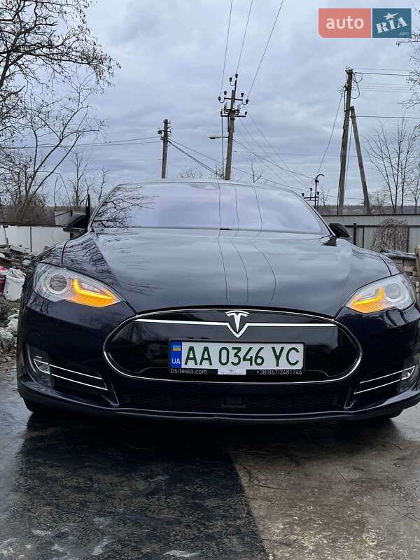 Tesla Model S 2015 Tesla Model S 2015
