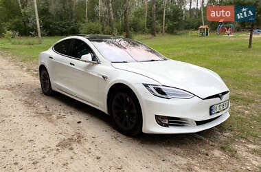 Лифтбек Tesla Model S 2018 в Полтаве