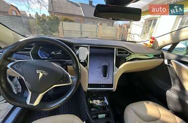 Ліфтбек Tesla Model S 2015 в 