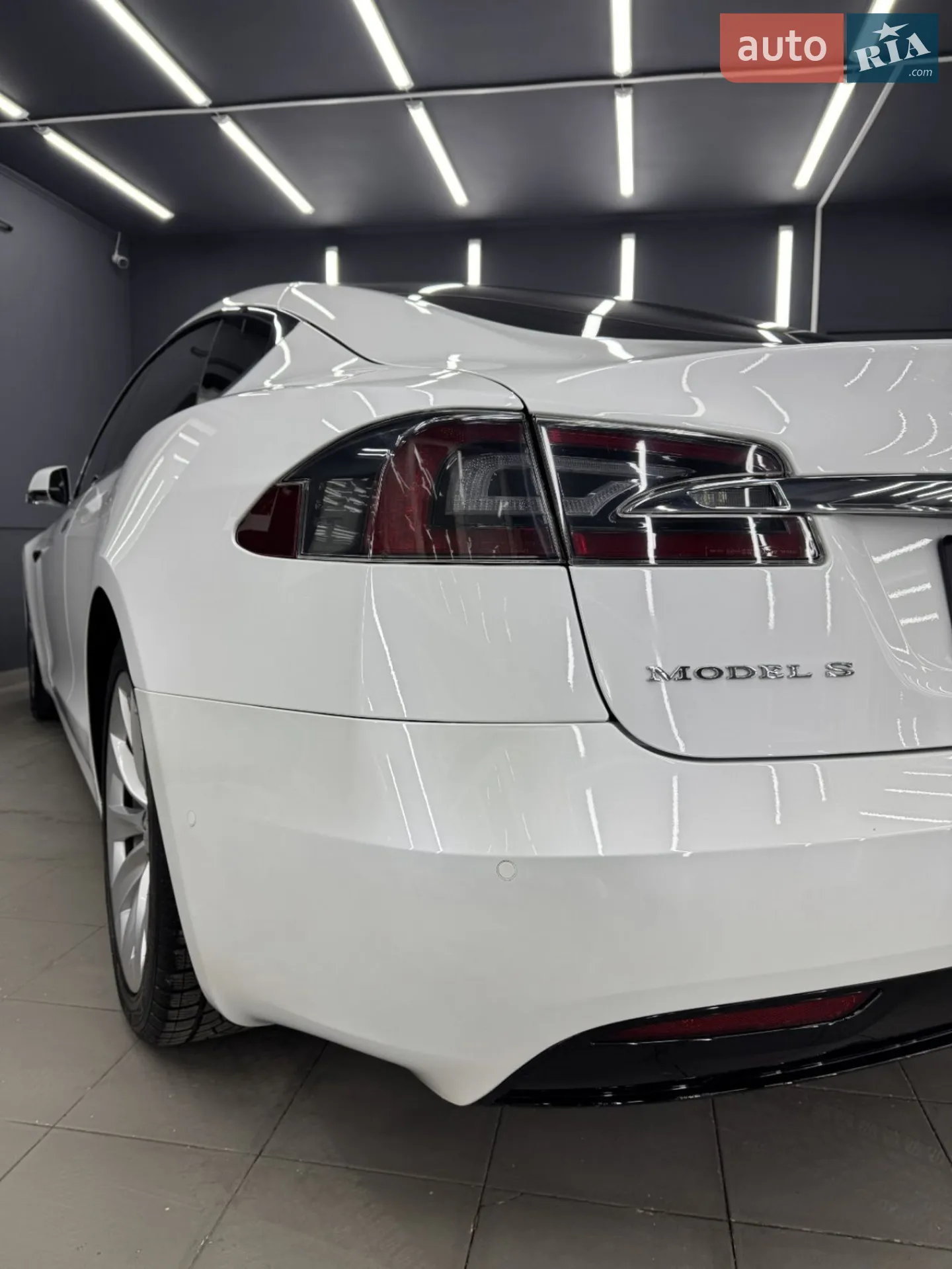 2017 Tesla Model S - мініатюра 18