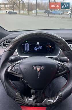 Лифтбек Tesla Model S 2017 в 