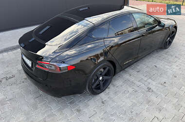 Лифтбек Tesla Model S 2019 в 