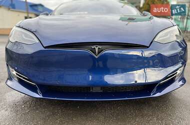 Ліфтбек Tesla Model S 2015 в Харкові