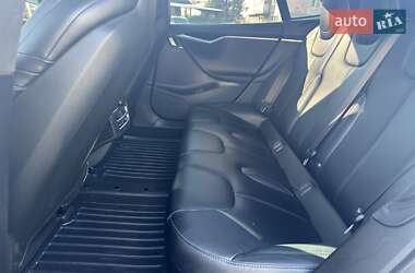 Ліфтбек Tesla Model S 2016 в 