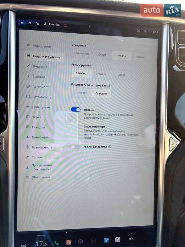Лифтбек Tesla Model S 2015 в Александрие