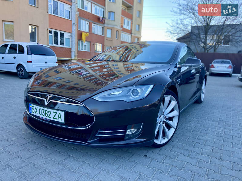 Лифтбек Tesla Model S 2012 в Хмельницком фото 4 Лифтбек Tesla Model S 2012 в Хмельницком
