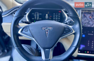 Лифтбек Tesla Model S 2012 в 