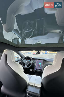 Лифтбек Tesla Model S 2018 в 