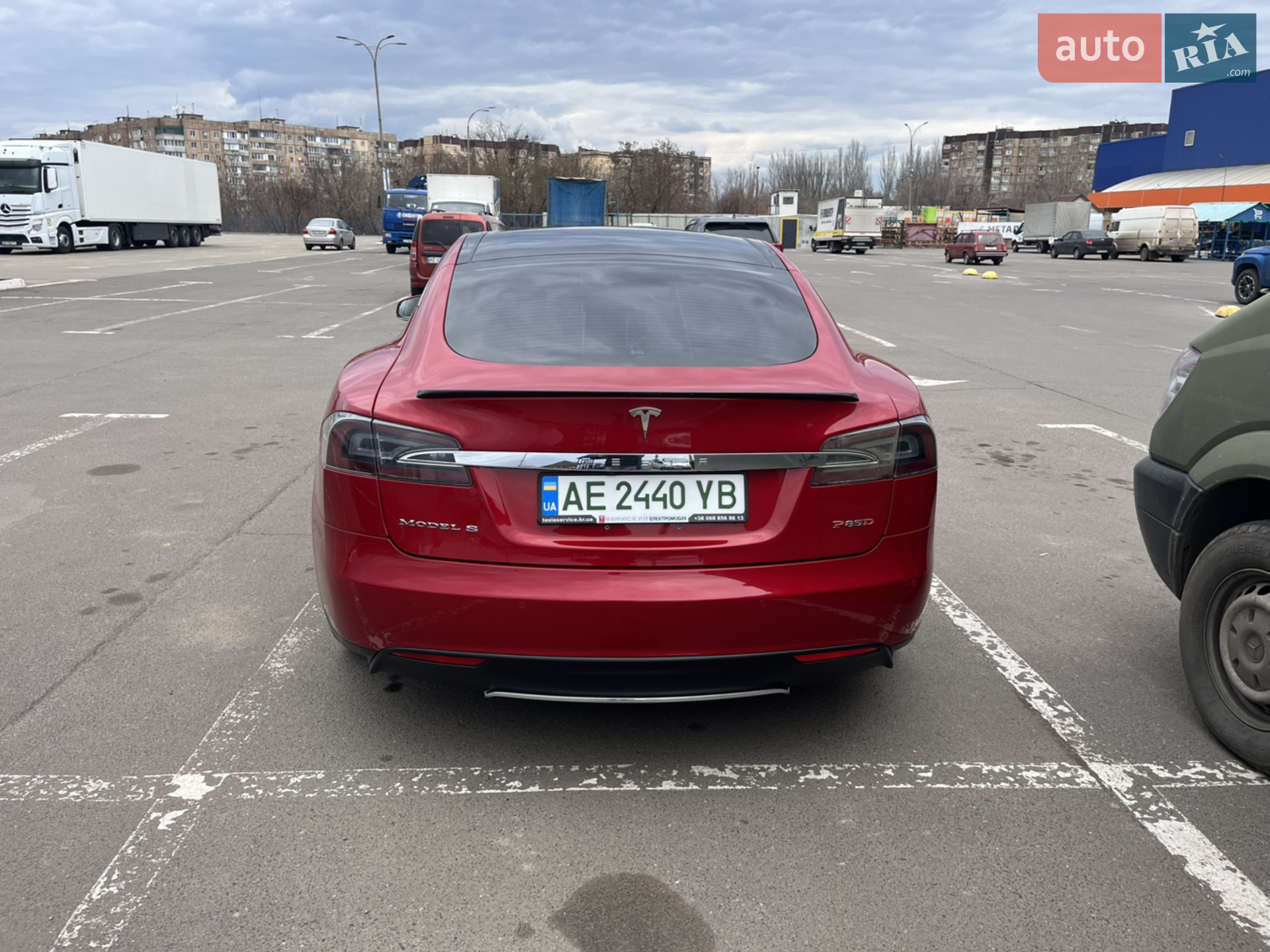 2015 Tesla Model S - мініатюра 10