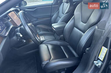 Лифтбек Tesla Model S 2018 в 