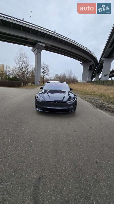 Лифтбек Tesla Model S 2021 в Киеве