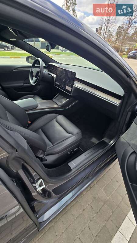 Лифтбек Tesla Model S 2021 в Киеве