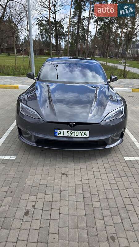 Лифтбек Tesla Model S 2021 в Киеве