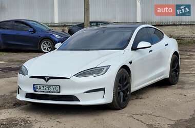 Ліфтбек Tesla Model S 2022 в 