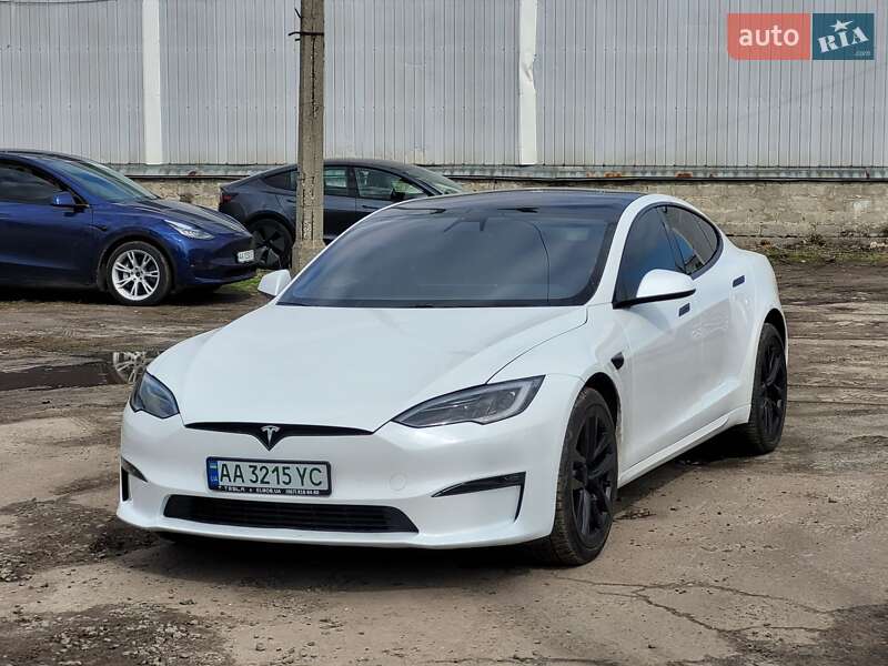 Лифтбек Tesla Model S 2022 в Киеве фото 5 Лифтбек Tesla Model S 2022 в Киеве