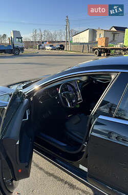 Лифтбек Tesla Model S 2015 в Киеве