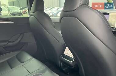 Лифтбек Tesla Model S 2021 в 