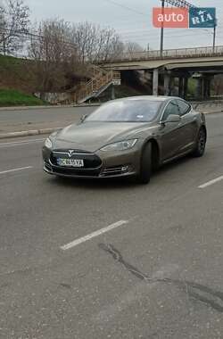 Ліфтбек Tesla Model S 2016 в Одесі фото 6 Ліфтбек Tesla Model S 2016 в Одесі