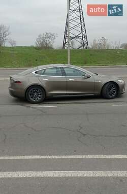 Ліфтбек Tesla Model S 2016 в Одесі фото 9 Ліфтбек Tesla Model S 2016 в Одесі