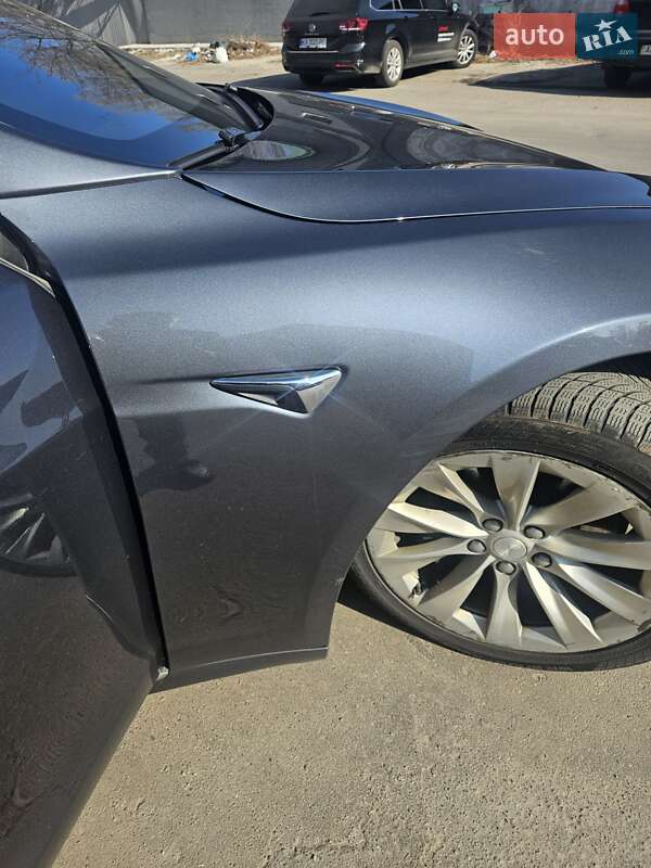 Ліфтбек Tesla Model S 2020 в Києві