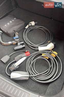 Лифтбек Tesla Model S 2020 в 